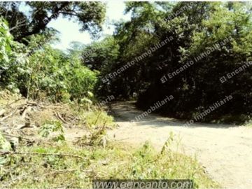 Se vende terreno 5721 m2 Laguna de SAMAO