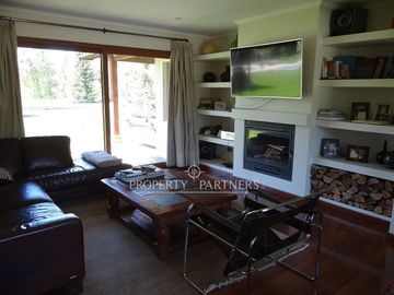 Casa en parcela en lujoso Condominio con vista a Cancha de Golf