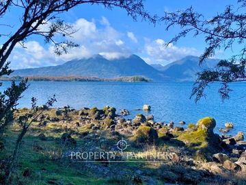 Gran Terreno frente al Lago  Panguipulli.