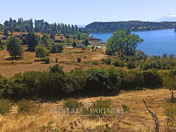 Gran Terreno frente al Lago  Panguipulli.