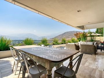 Exclusivo departamento duplex en Santa Anita