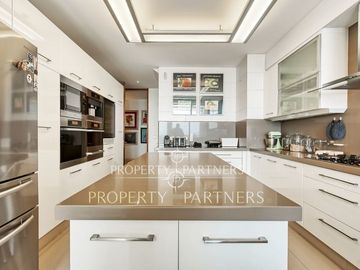 Exclusivo departamento duplex en Santa Anita