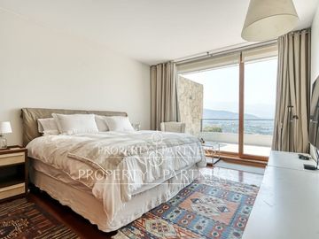 Exclusivo departamento duplex en Santa Anita