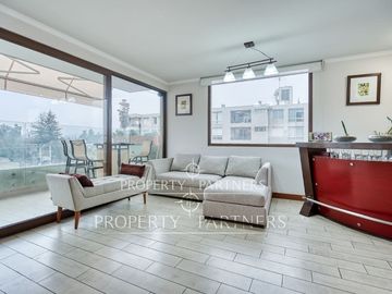 Duplex con rica Terraza excelente conectividad