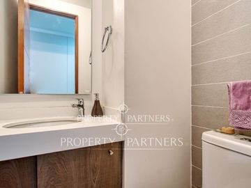 Duplex con rica Terraza excelente conectividad