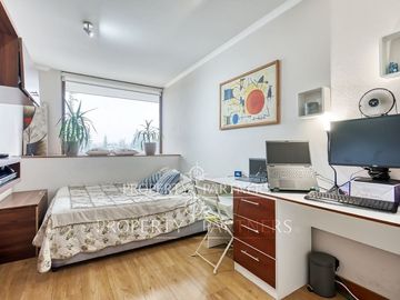 Duplex con rica Terraza excelente conectividad