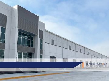 IB-QU0366 - Nave Industrial en Renta en Querétaro, 17,108 m2.