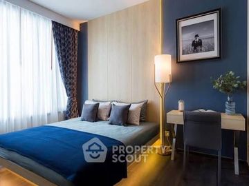 2-BR Condo at The Edge Sukhumvit 23 near MRT Sukhumvit