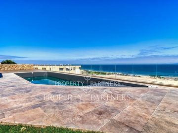 Exclusiva casa mediterránea, con piscina y vista panorámica a la costa, arquitecto Marcelo Rossi