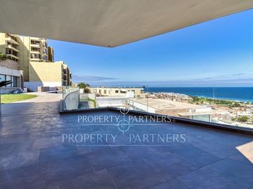 Exclusiva casa mediterránea, con piscina y vista panorámica a la costa, arquitecto Marcelo Rossi