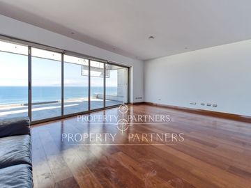 Exclusiva casa mediterránea, con piscina y vista panorámica a la costa, arquitecto Marcelo Rossi