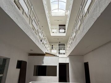 Edificio completo en venta en esquina estrategica