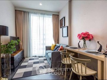 1-BR Condo at The Edge Sukhumvit 23 near MRT Sukhumvit