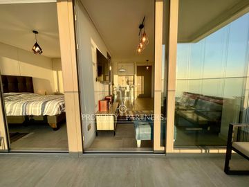 Moderno departamento amoblado con vista al mar en Reñaca Norte