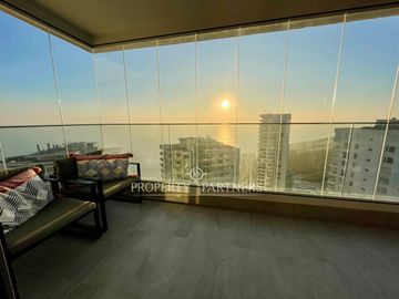 Moderno departamento amoblado con vista al mar en Reñaca Norte