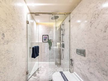 3-BR Condo at Muniq Sukhumvit 23 near MRT Sukhumvit
