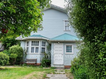 Hermosa Casa tipo Chalet, ideal uso comercial Punta Arenas