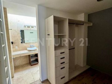 CASA EN VENTA, LOMAS DE JURIQUILLA, QUERETARO