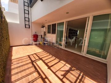 VENTA DE CASA EN LOMAS DEL VALLE PUEBLA