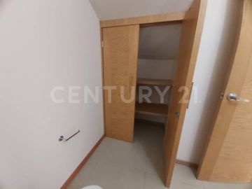 VENTA DE CASA EN LOMAS DEL VALLE PUEBLA