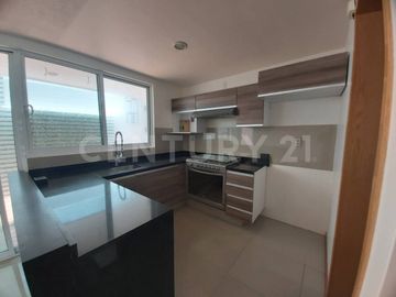 VENTA DE CASA EN LOMAS DEL VALLE PUEBLA