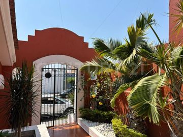 Se vende casa de 3 recamaras en Lomas de Circunvalación