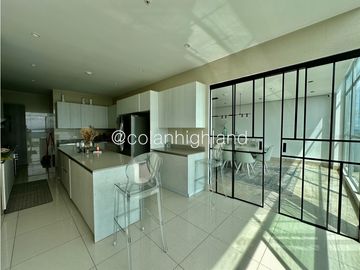 Venta / Alquiler Penthouse en PH Costanera, Ave Balboa