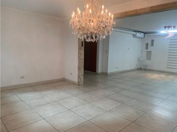 EN VENTA APARTAMENTO PH TUSCANY