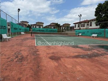 Venta o Alquiler Casa en El Doral, Costa Sur