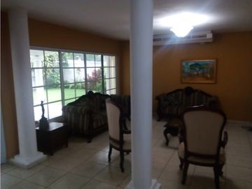 VENTA CASA COSTA DEL ESTE