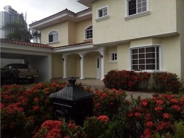 VENTA CASA COSTA DEL ESTE