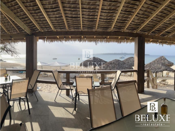 VENTA HERMOSO HOTEL FRENTE AL MAR, MAR Y ORO, ISLA CONTADORA (4)