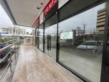 ALQUILER LOCAL COMERCIAL EN PLANTA BAJA PLAZA COMERCIAL 12 DE OCTUBRE