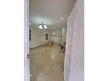 SE ALQUILA CASA EN VILLA DE LAS FUENTES 2