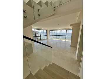 The Palms Penthouse - Ocean Reef