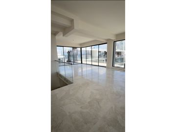 The Palms Penthouse - Ocean Reef
