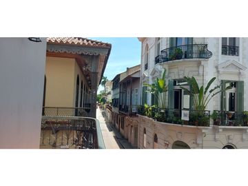 Se alquila apartamento en Casco Viejo, San Felipe