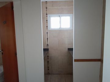 EDIFICIO COMERCIAL - OFICINAS - DEPOSITO - LABORATORIO ZOOTERAPEUTICOS