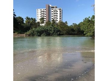 Venta de edificio de playa en Playa Corona, San Carlos GTA