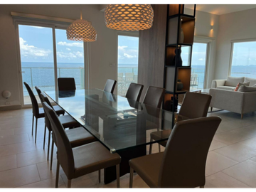 Apartamento de playa en venta en Playa Escondida