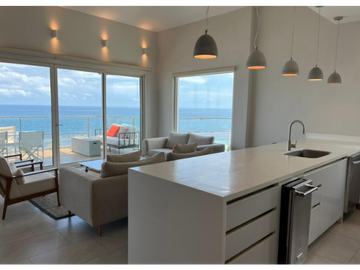 Apartamento de playa en venta en Playa Escondida