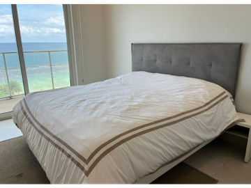 Apartamento de playa en venta en Playa Escondida