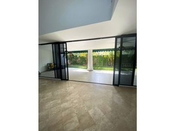 VENTA DE CASA EN EL CARMEN - 6120PG