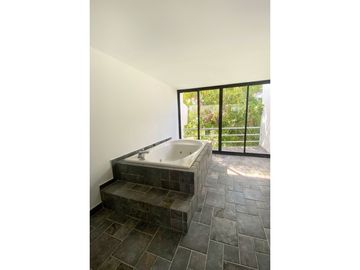 VENTA DE CASA EN EL CARMEN - 6120PG