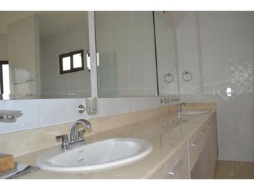Casa en Venta en Costa Sur # 2159 cvd