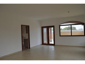 Casa en Venta en Costa Sur # 2159 cvd