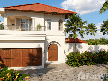 5 Bedroom Villa for sale in Canggu, Bali