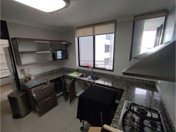 SE ALQUILA APARTAMENTO EN MARBELLA DE 220M2