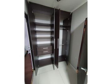 SE ALQUILA APARTAMENTO EN MARBELLA DE 220M2