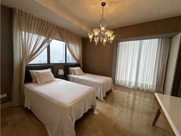Se Vende Apto de 171m2 en PH Yoo, Avenida Balboa